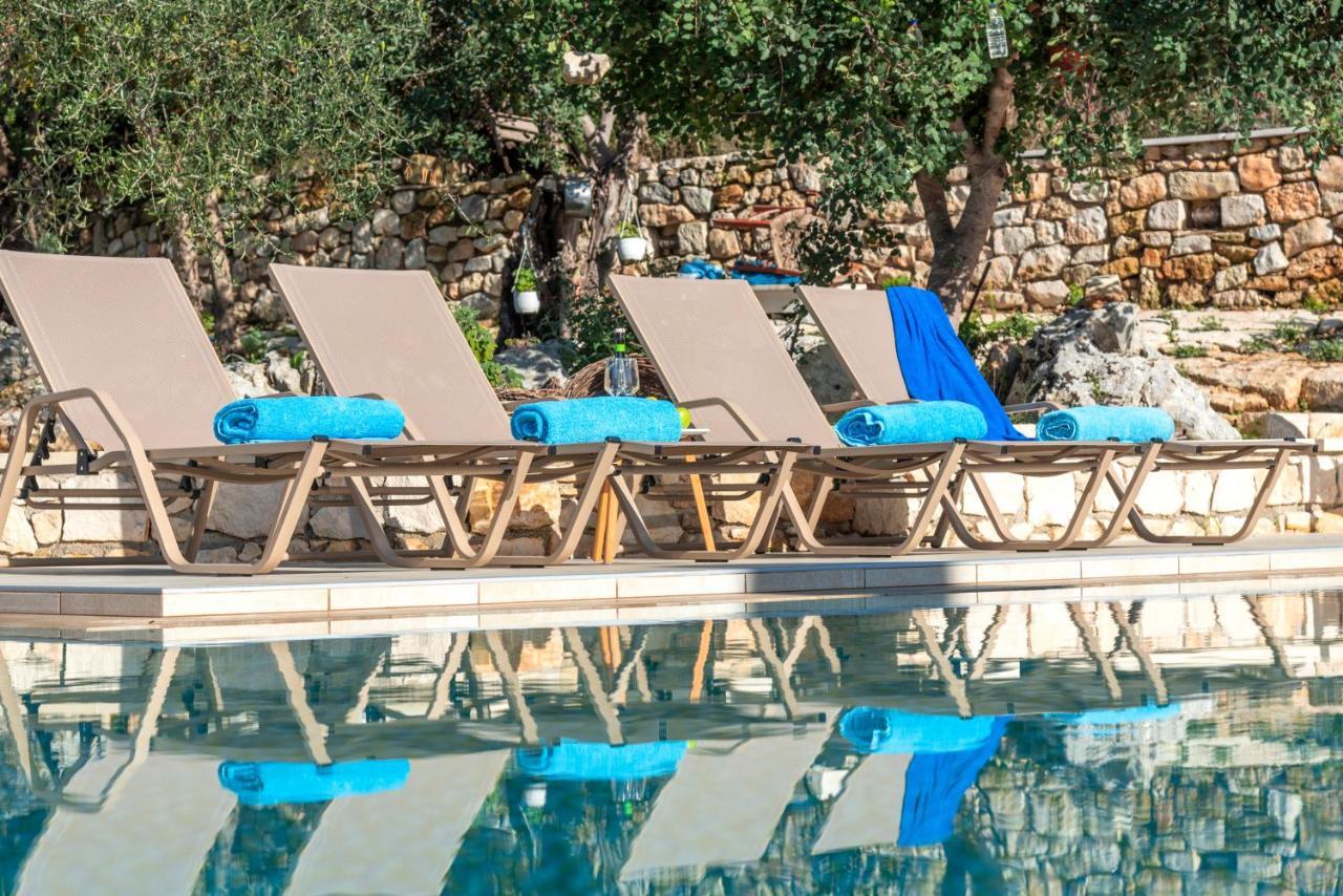 Cretan Lux Villa Heated Pool Gavalochori Exterior photo
