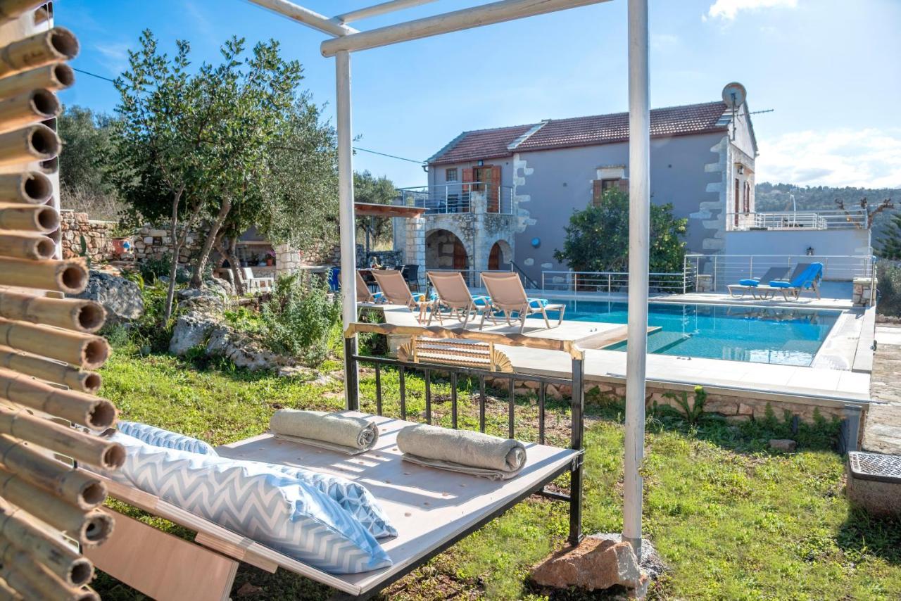Cretan Lux Villa Heated Pool Gavalochori Exterior photo