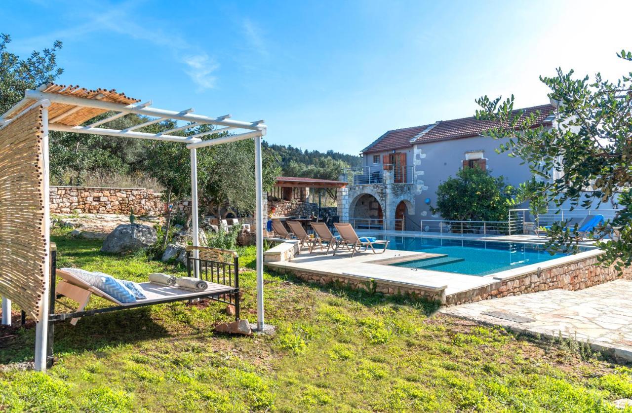 Cretan Lux Villa Heated Pool Gavalochori Exterior photo