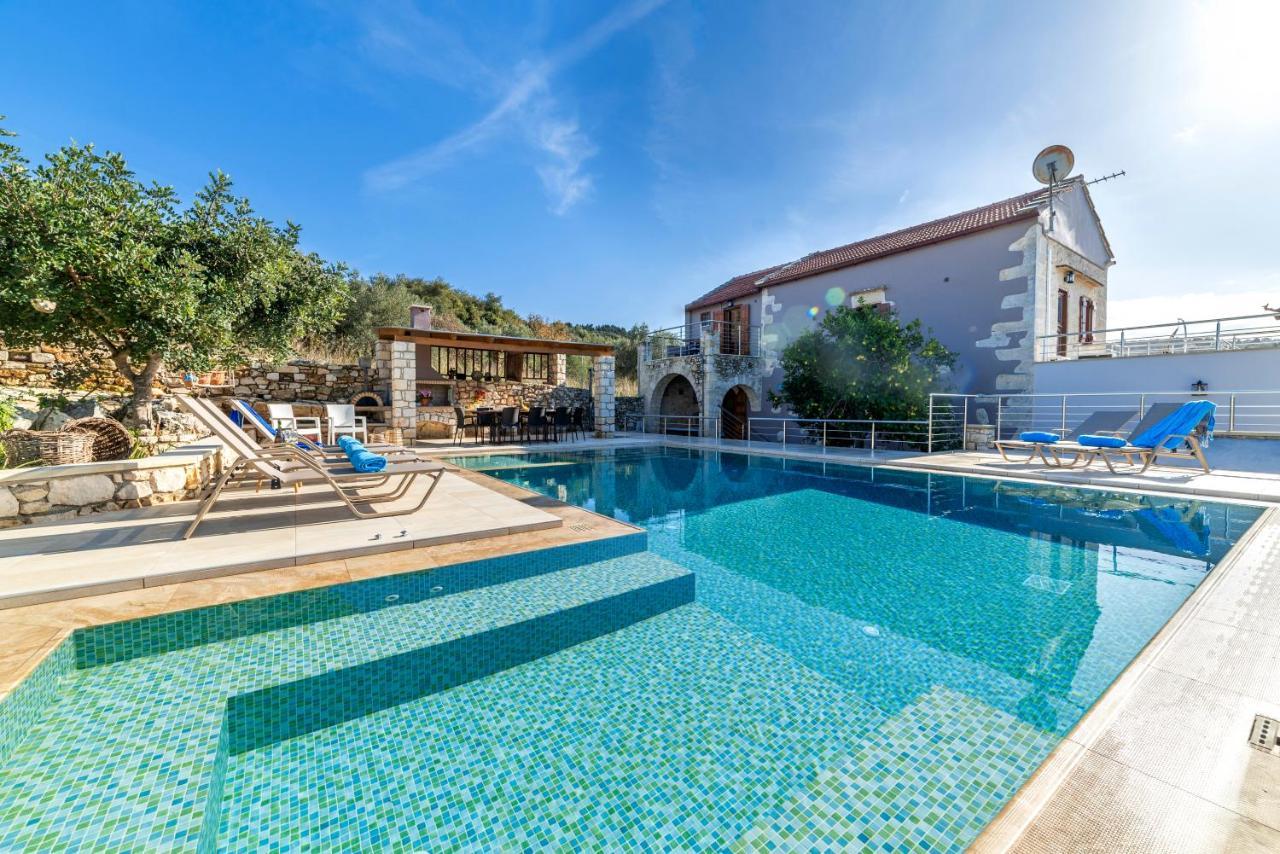 Cretan Lux Villa Heated Pool Gavalochori Exterior photo