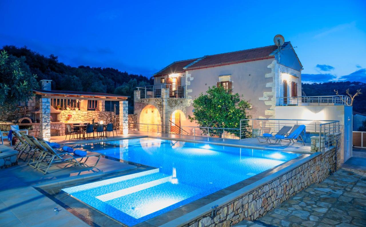 Cretan Lux Villa Heated Pool Gavalochori Exterior photo