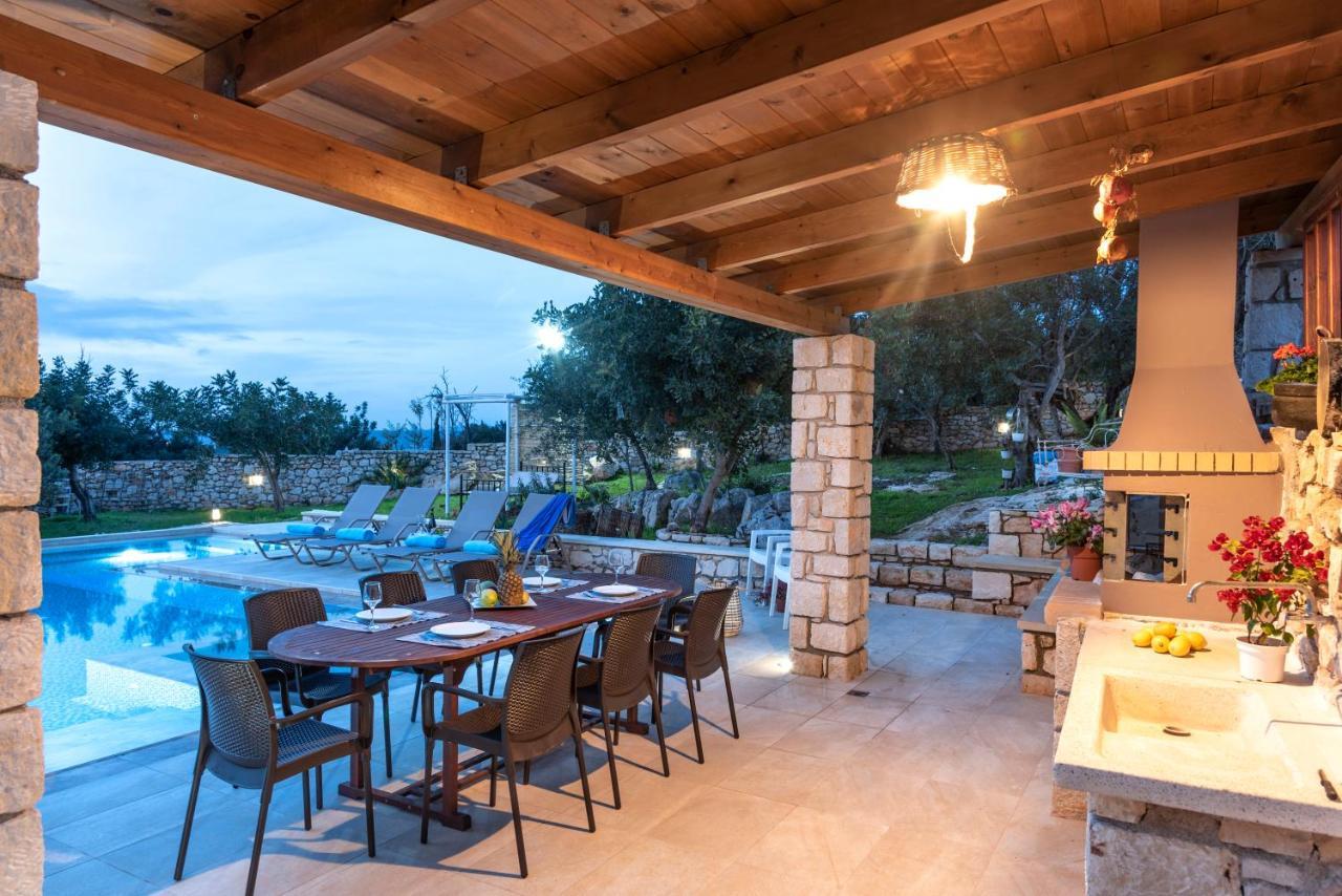 Cretan Lux Villa Heated Pool Gavalochori Exterior photo